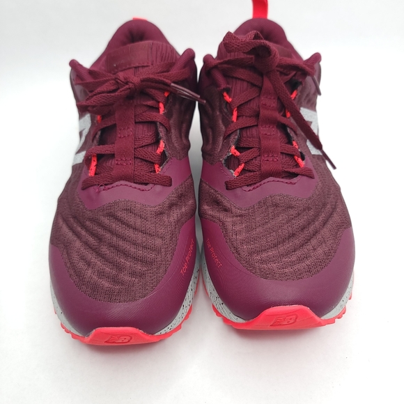 New Balance Trail Shoes Women’s Size 8 All Terrain RevLite WTNTRLS3 - Picture 2 of 6